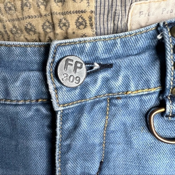 Free People 309 Angel Wing Jeans - Picture 6 of 7